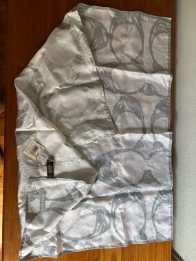 Coach Signature Silk Scarf Signature